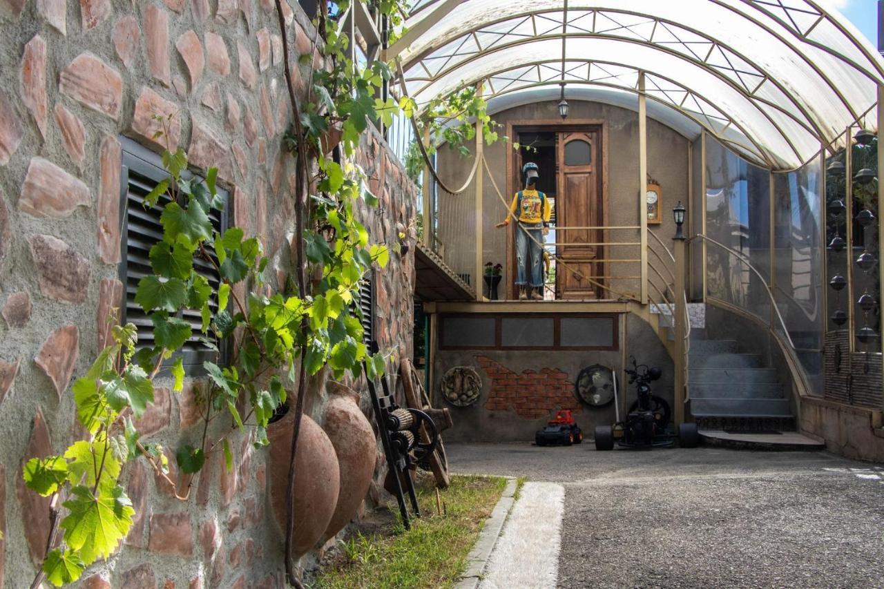 Qilimcha'S Guesthouse-Art Museum 텔라비 외부 사진