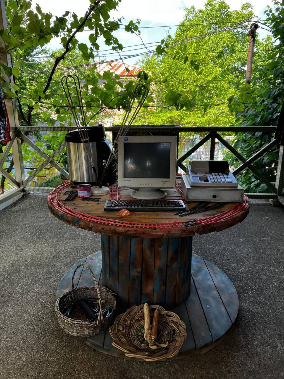 Qilimcha'S Guesthouse-Art Museum 텔라비 외부 사진
