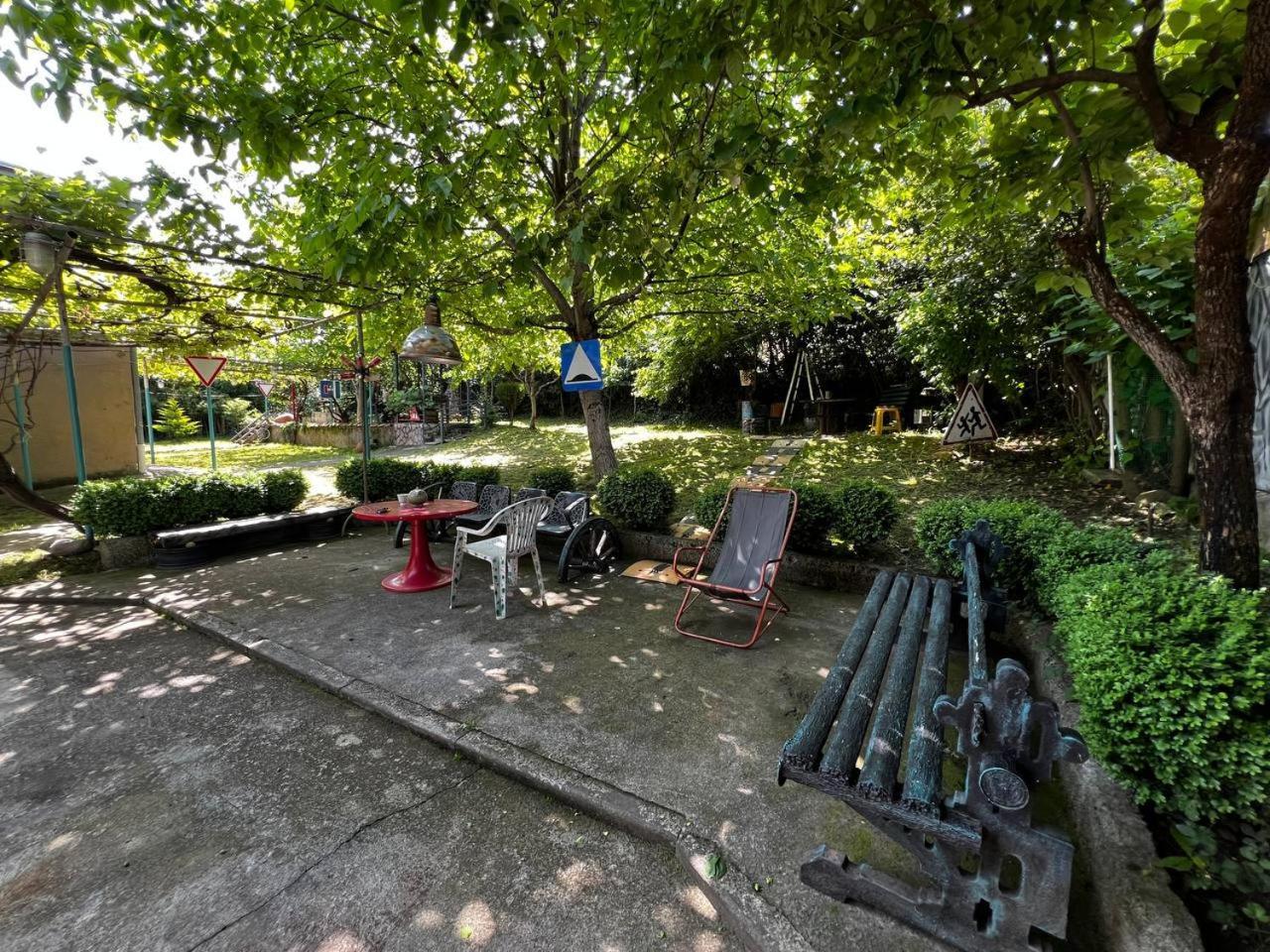 Qilimcha'S Guesthouse-Art Museum 텔라비 외부 사진