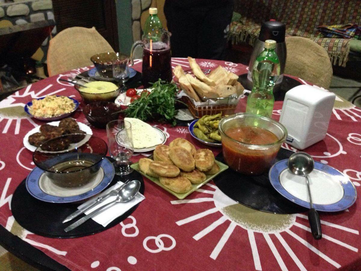 Qilimcha'S Guesthouse-Art Museum 텔라비 외부 사진